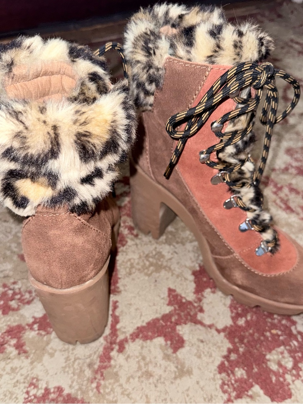 Jessica Simpson Leopard Faux Fur Lace-Up Platform Boots Size 8.5